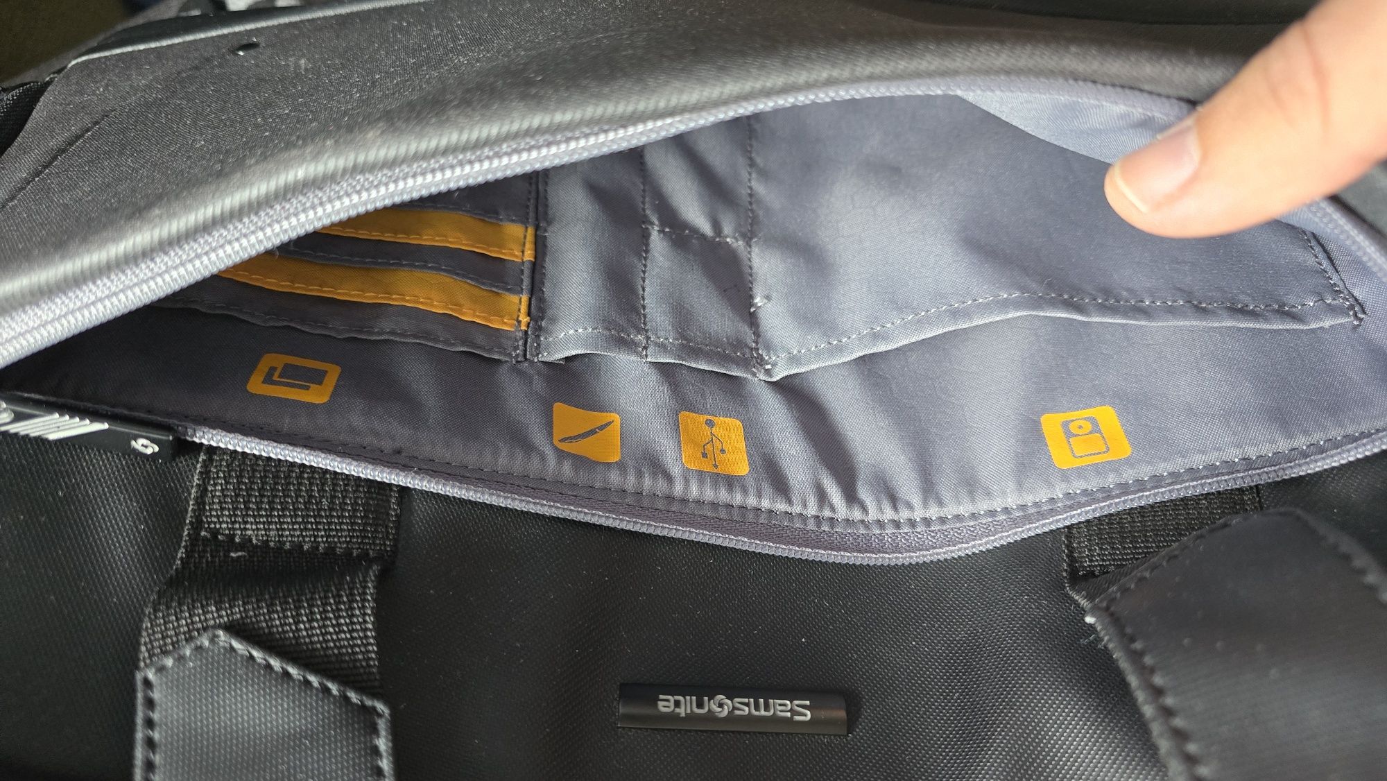 Biznesowa torba na laptop, Samsonite Urban Arc Slim Bailhandle 14.1