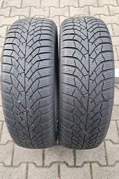 215/65R16 98H Kumho Winter Craft wp52