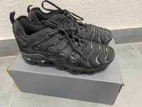 ОРИГІНАЛЬНІ чоловічі кросівки nike air vapormax plus, розмір 44