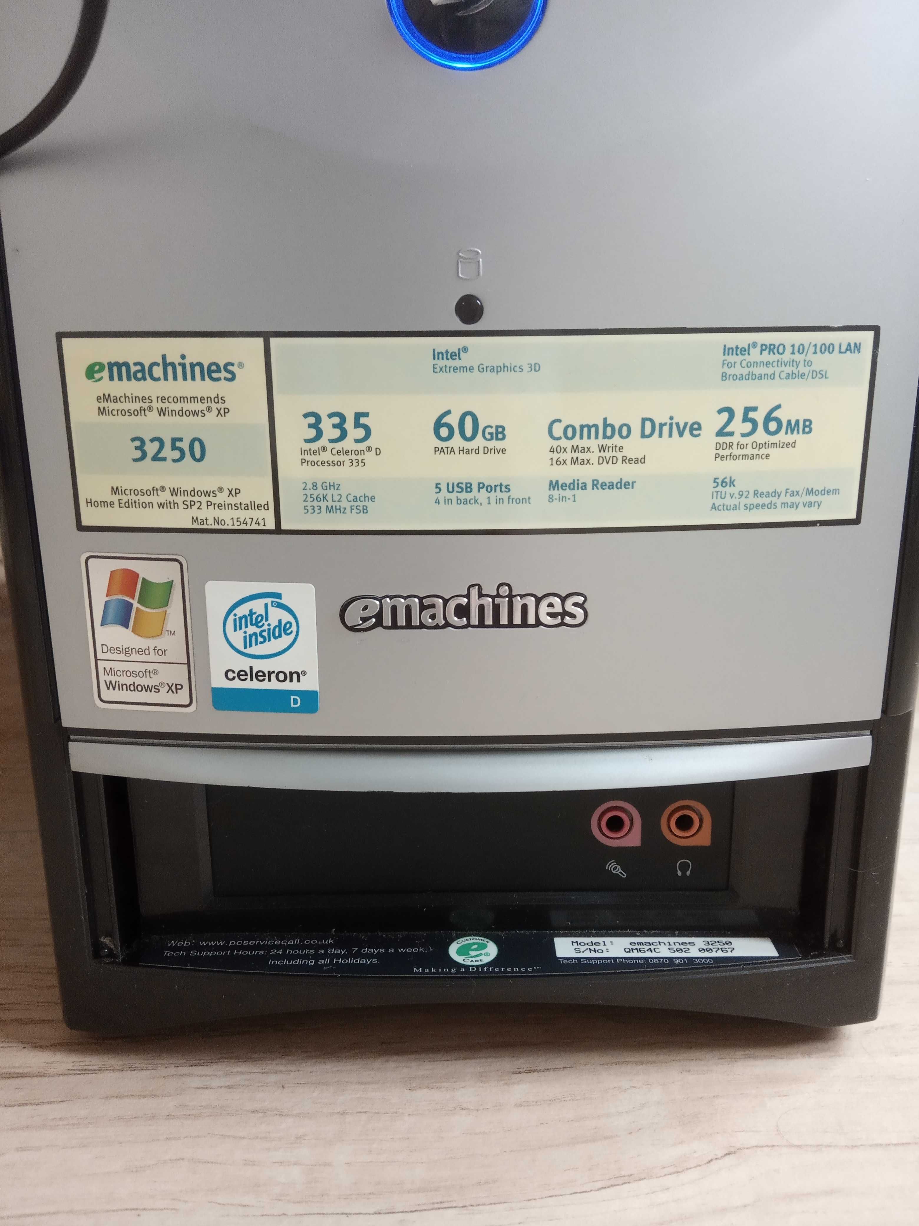 Komputer stacjonarny emachines 3250 (bez dysku twardego).