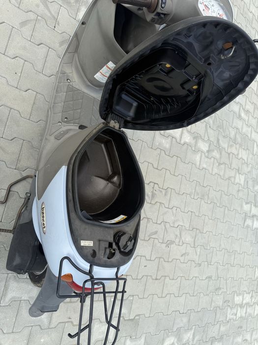 Японський мопед Suzuki Lets 4 basket з корзинкою