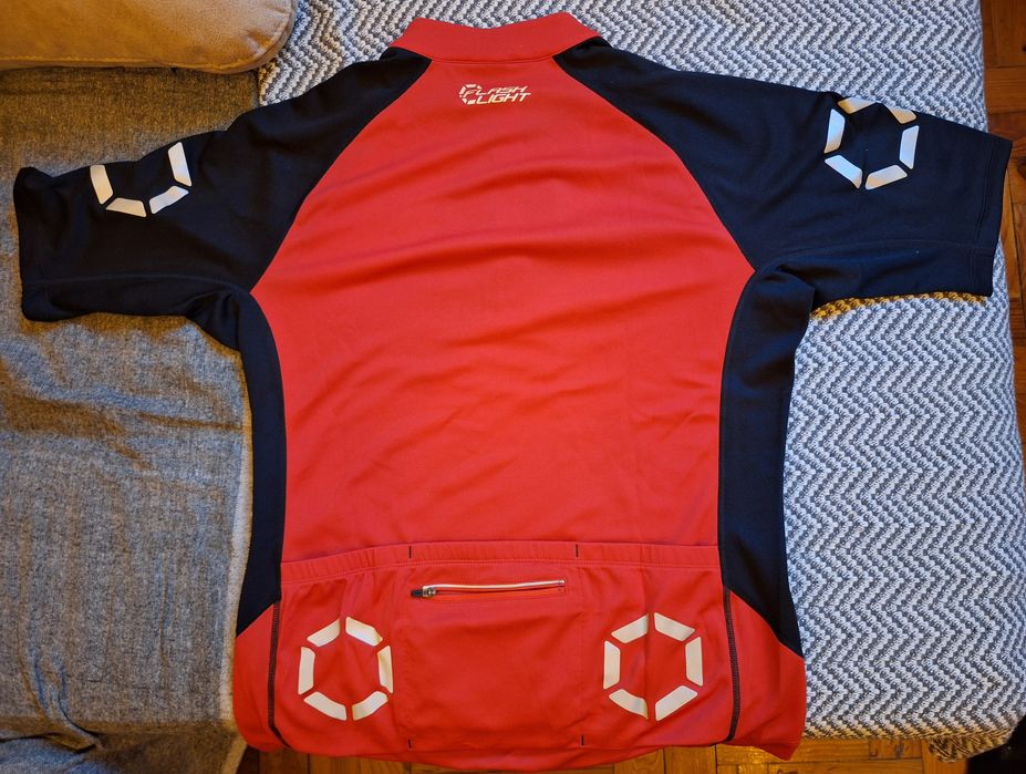 Jersey Ciclismo, marca DHB