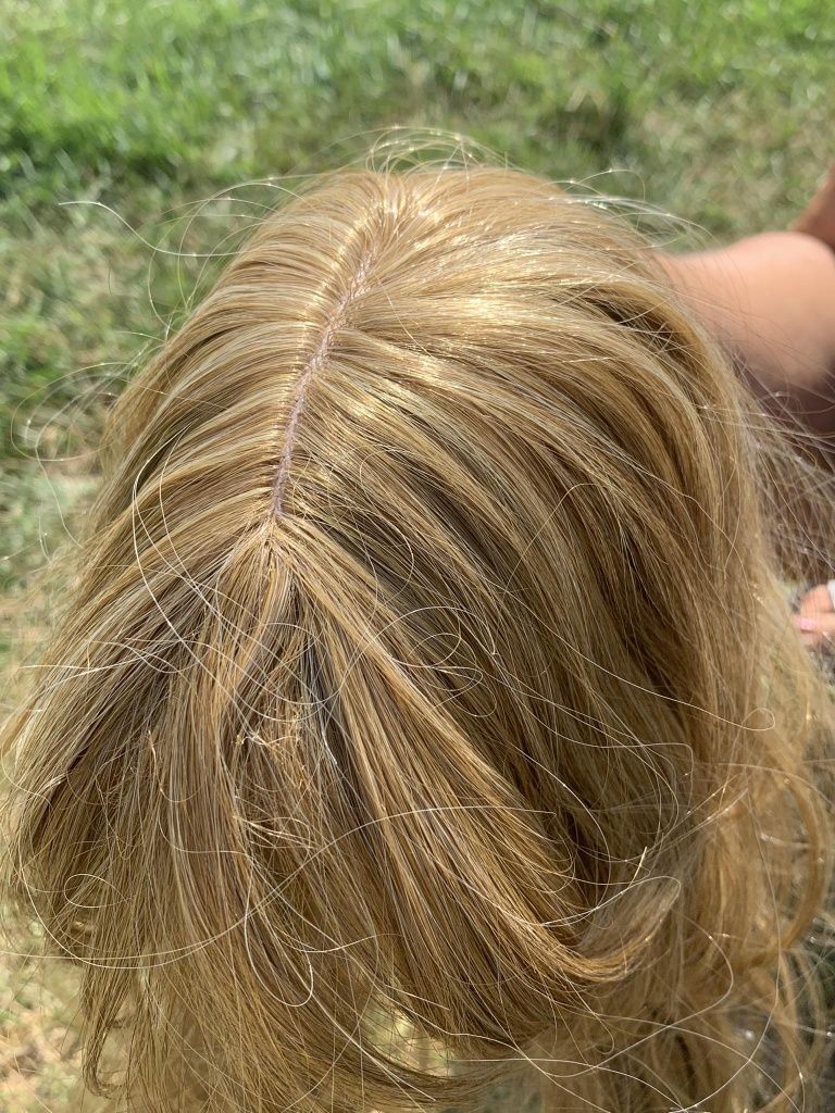 Topper blond z grzywką