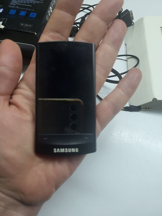 MP3-плеєр Samsung The Beat Player YP-R1