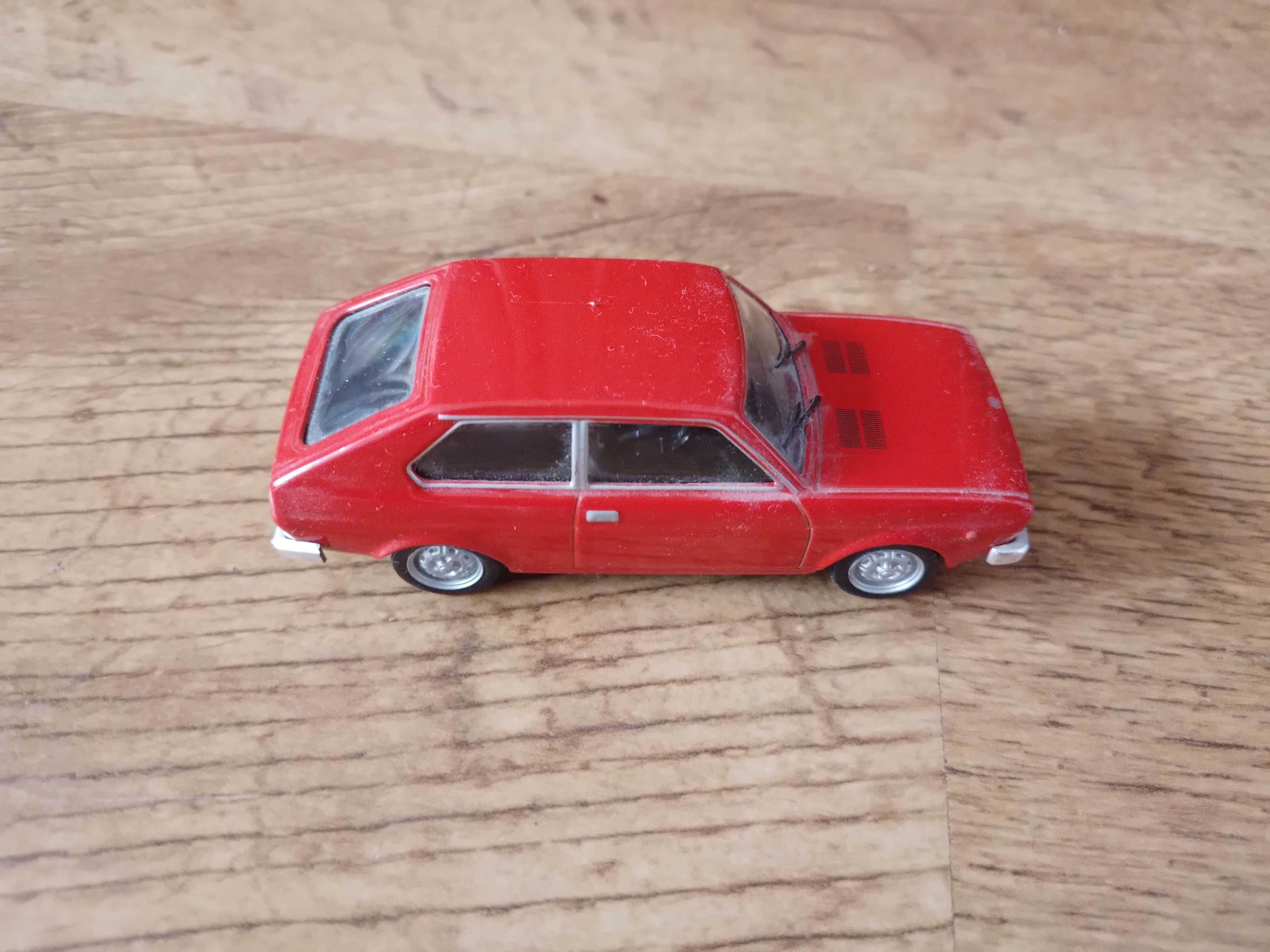 Fiat 128; Kultowe Auta PRL-u 1:43