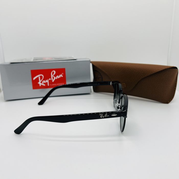 Солнцезащитные очки Ray Ban Clubmaster 3016 Black-Black 51мм стекло