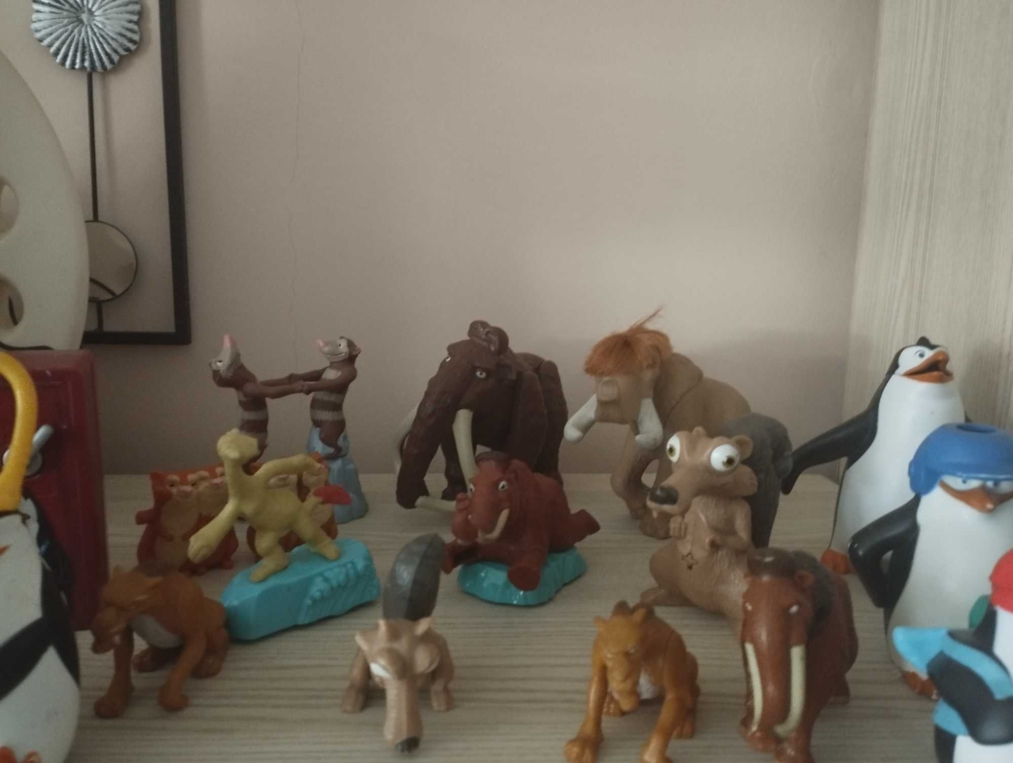 Figurki Z bajki Epoka Lodowcowa oraz Pingwiny z Madagaskaru