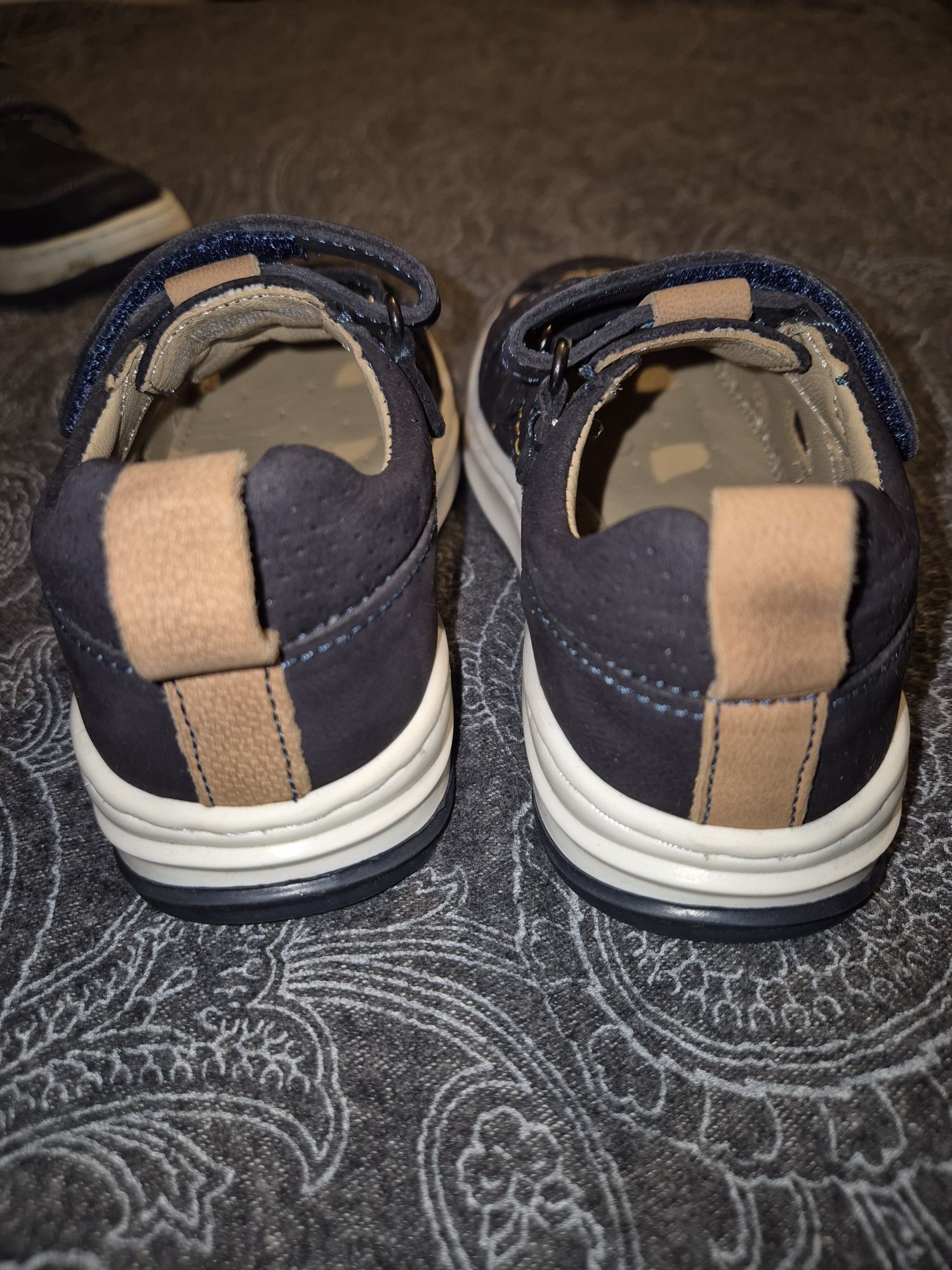 Lasocki 25 buciki sandały nowe skórzane