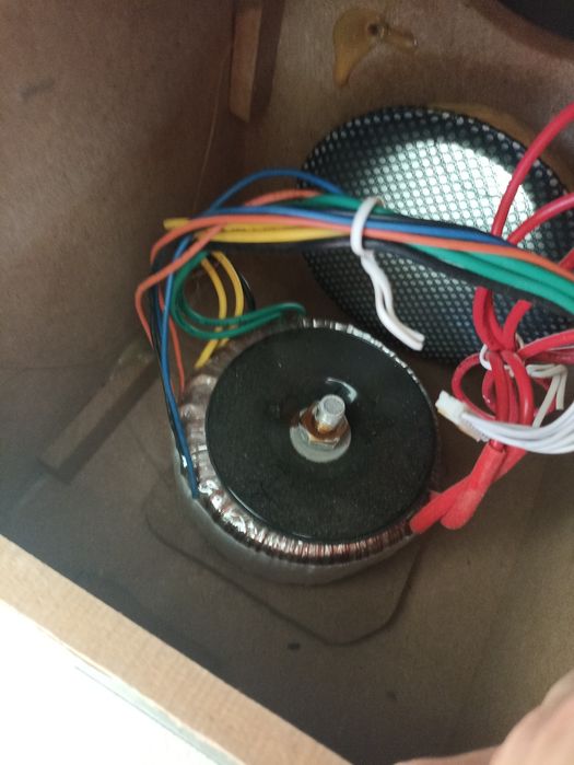 Продам запчатини від сабвуфера F$D