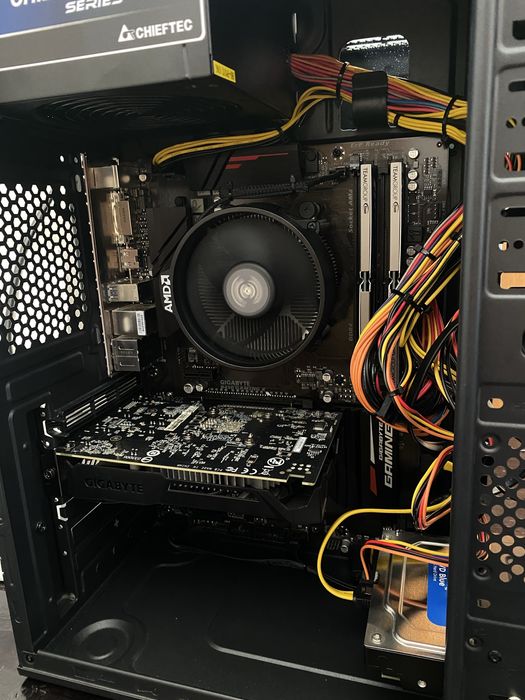 Продам ПК Amd Ryzen r5 1600 Nvidia Geforce GTX 1050 Ti 4Gb Gigabyte