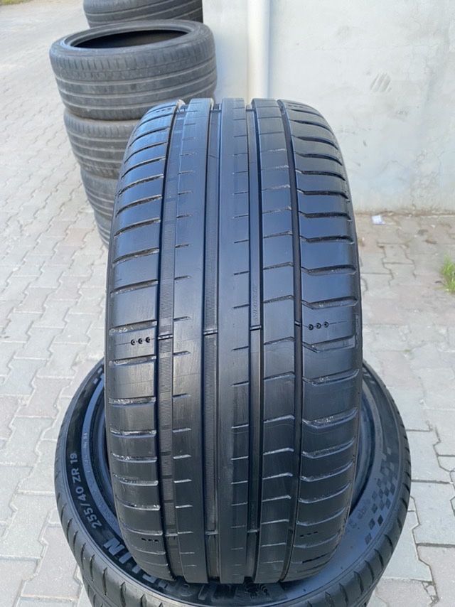 Шины 255/40R19 Michelin Pilot Sport 5