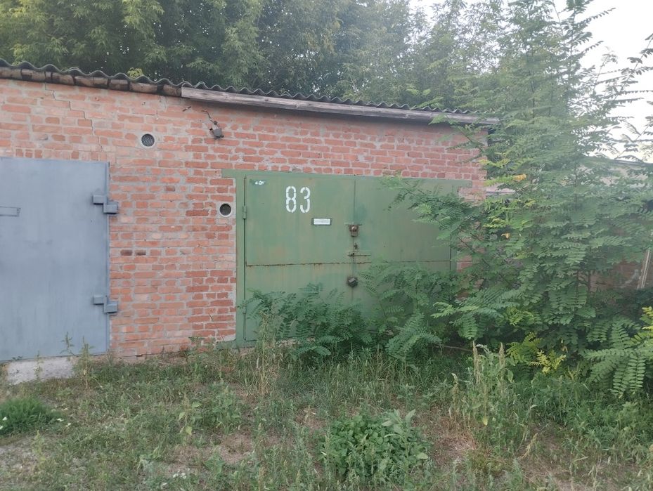 Продам гараж в кооперативі вогник