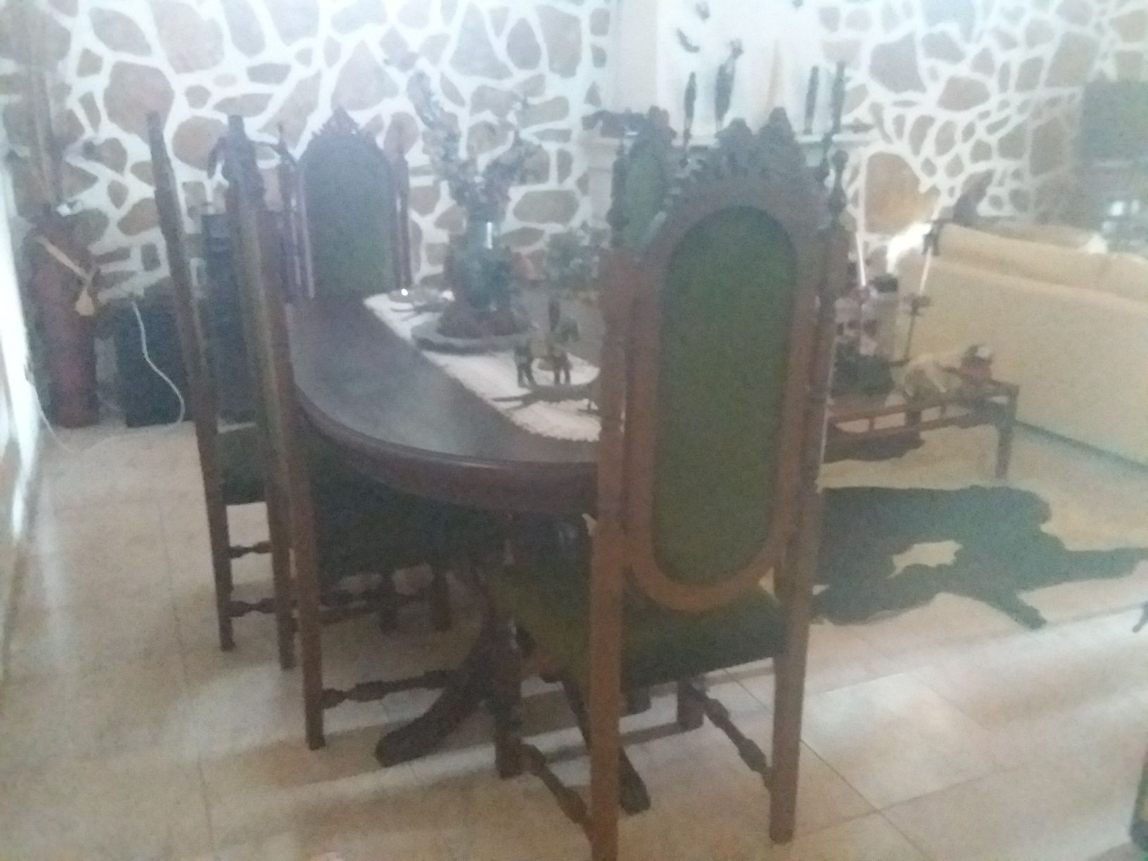 Mesa e cadeiras vintage