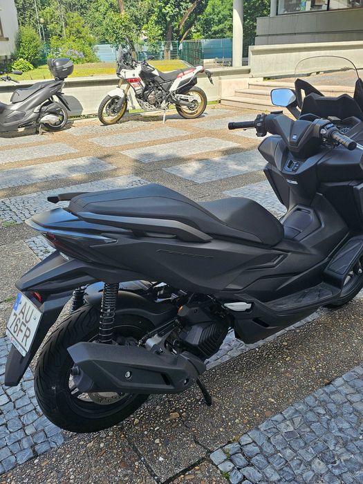Moto honda forza 125