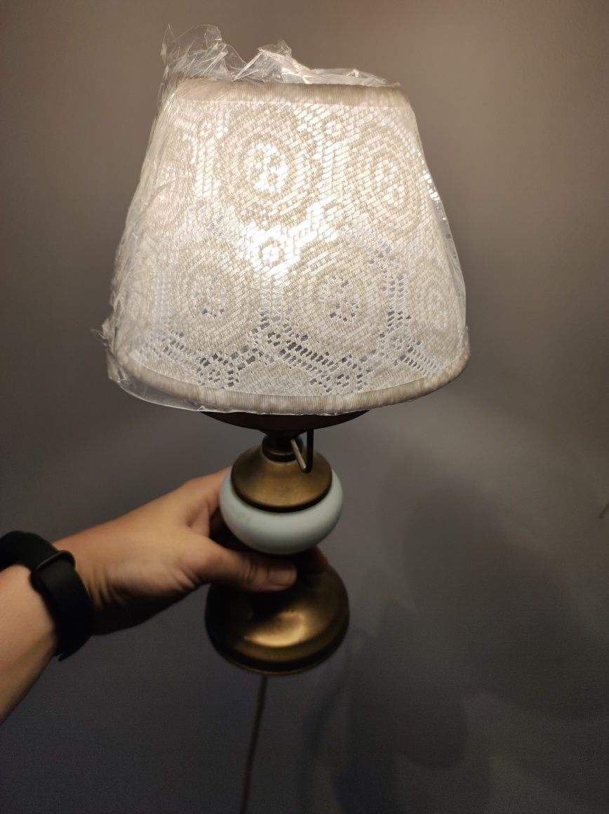 Lampka mosiężna E14