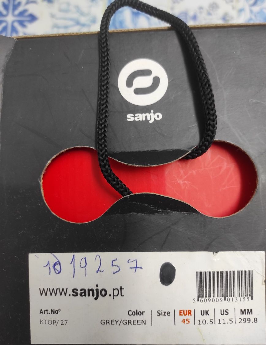 Sanjo - Novas na caixa