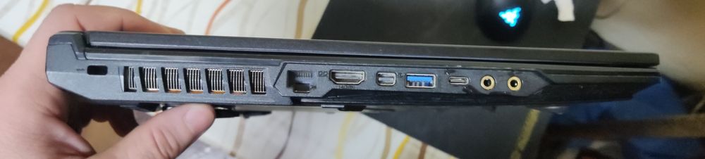 Ноутбук MSI GL75sd