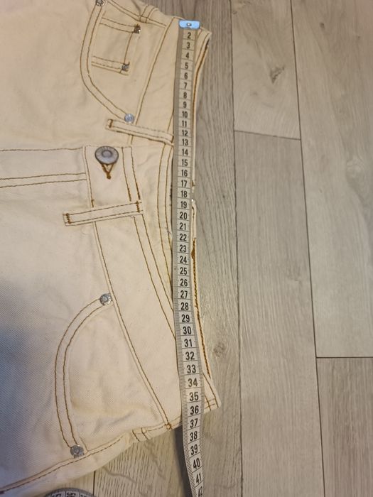 Spodenki szorty river island rozm. S-M