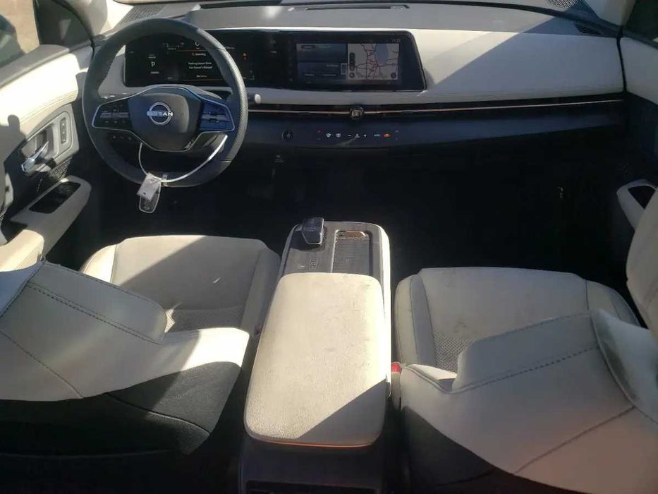 Крило Nissan Ariya розборка