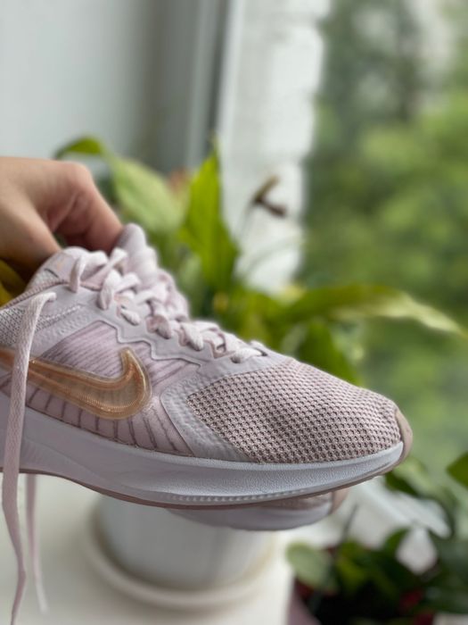 Кросівки Nike для спорту