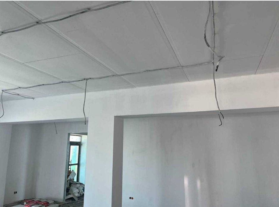 Продаж комерції (магазин) в Пустомитах