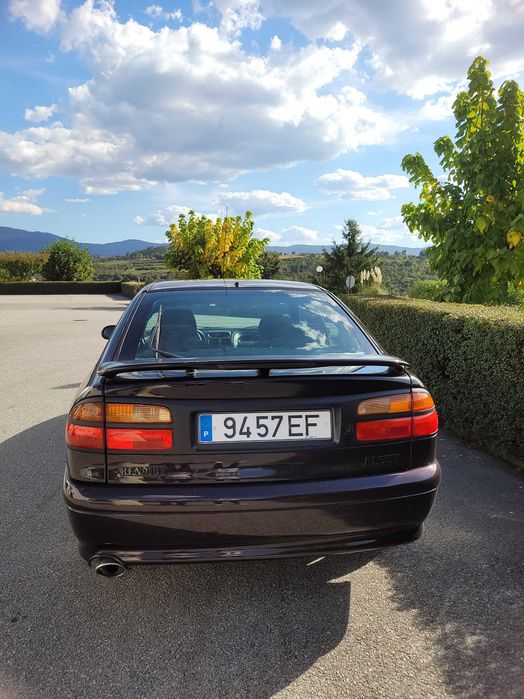 Renault Laguna -