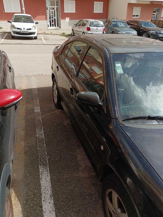 Carro para peças em boas condições