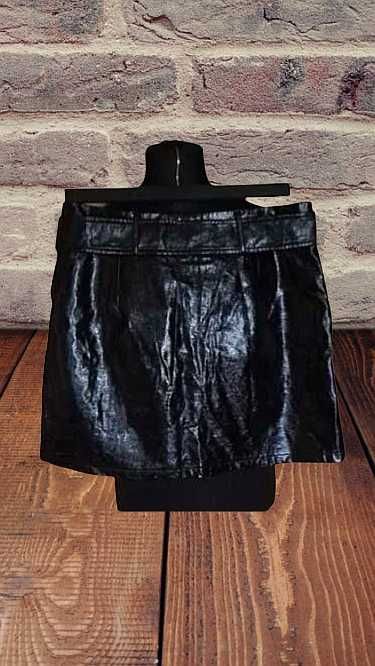 spódnica "skórzana" lakierowana kieszenie styl vintage Brigitte Bardot