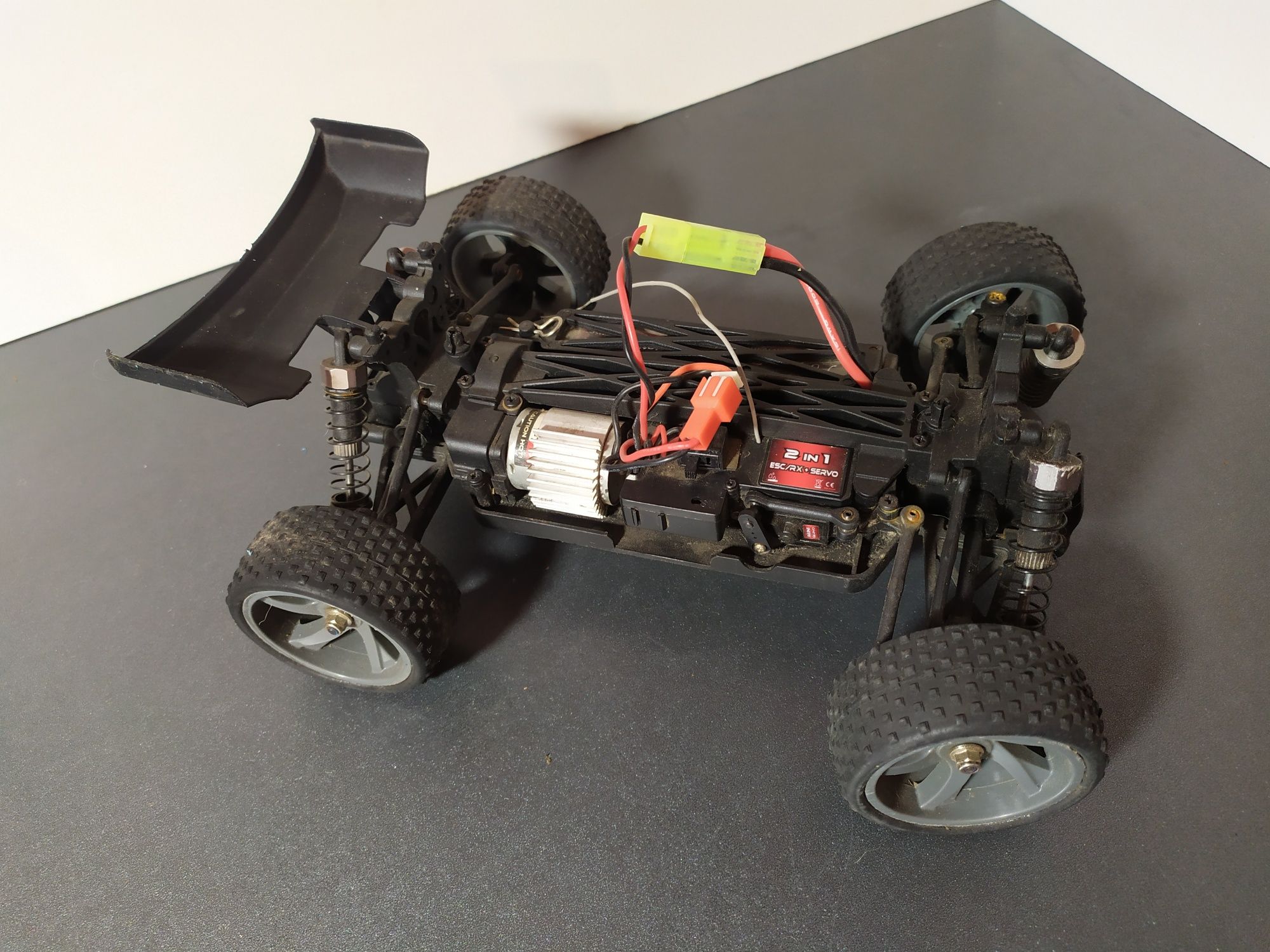 Himoto Spino E18XB Brushed Радиоуправляемая модель Багги 1:18

Радиоу