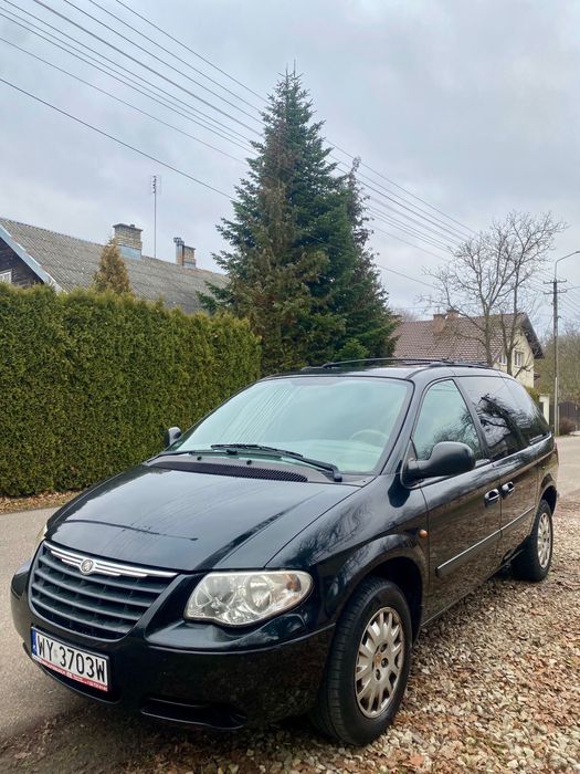 Chrysler Voyager Automat 2.8 CRDI 2006r 7 osobowy Niski Przebieg