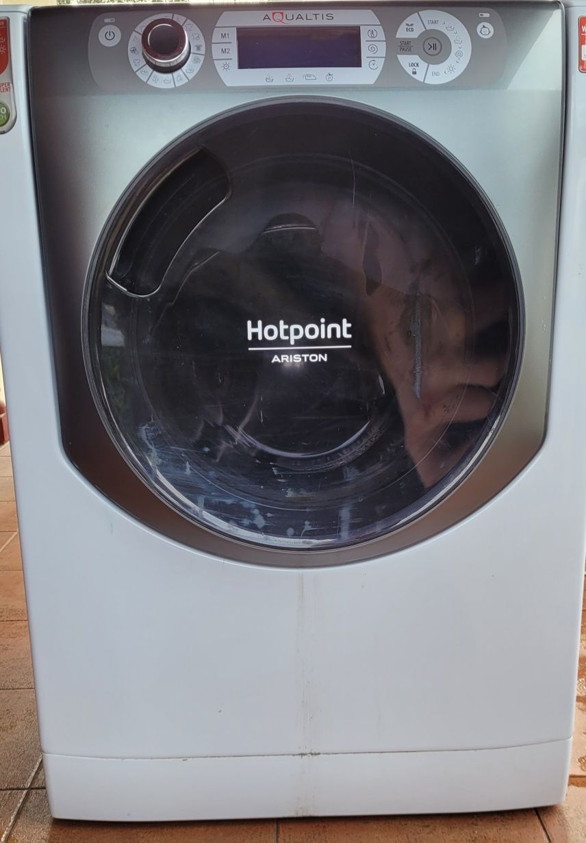 Pralko-suszarka HotPoint Ariston Aqualtis