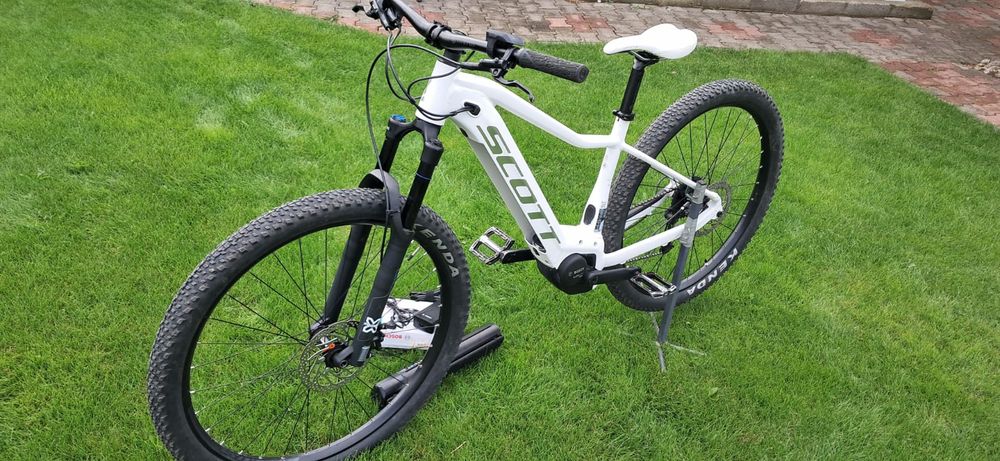 Rower elektryczny górski Scott Contessa Active eRide M