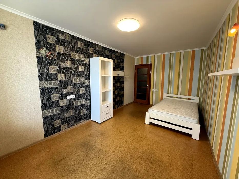 Продам просторную 3х кв.Алексеевка, пр.Победа