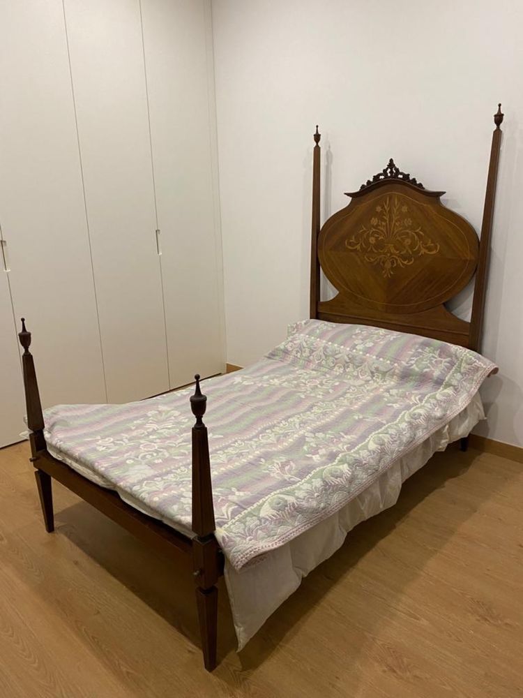 Mobilia de quarto estilo Dona Maria