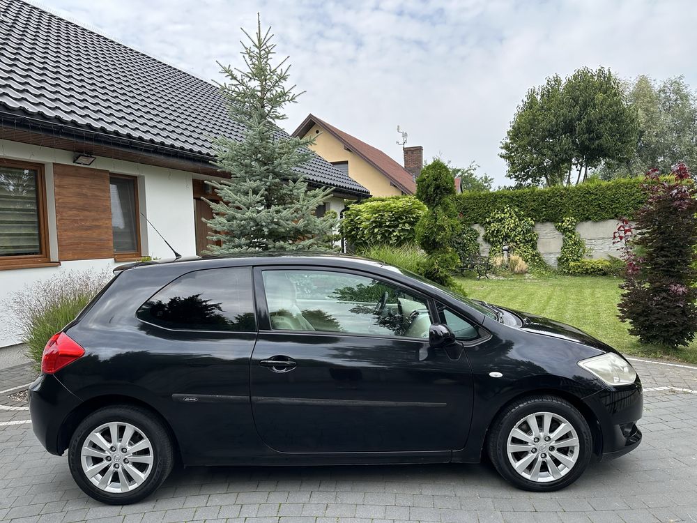 Ładna Toyota Auris 2,0 d rok 2007. / Zamiana tez/