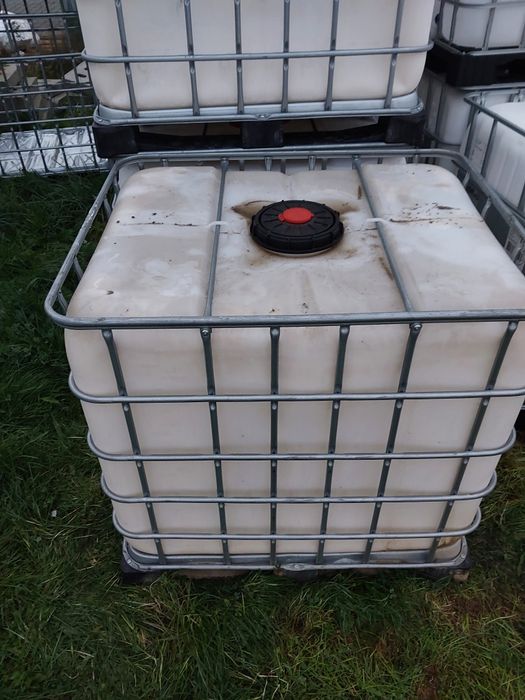 Zbiornik 1000 ltr ,MAUZER , do umycia