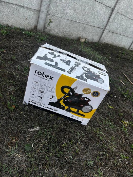 Продам новый пылесос rotex