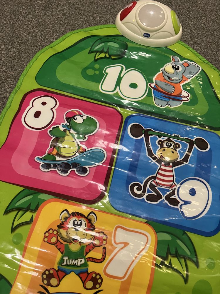 CHICCO mata edukacyjna gra w klasy