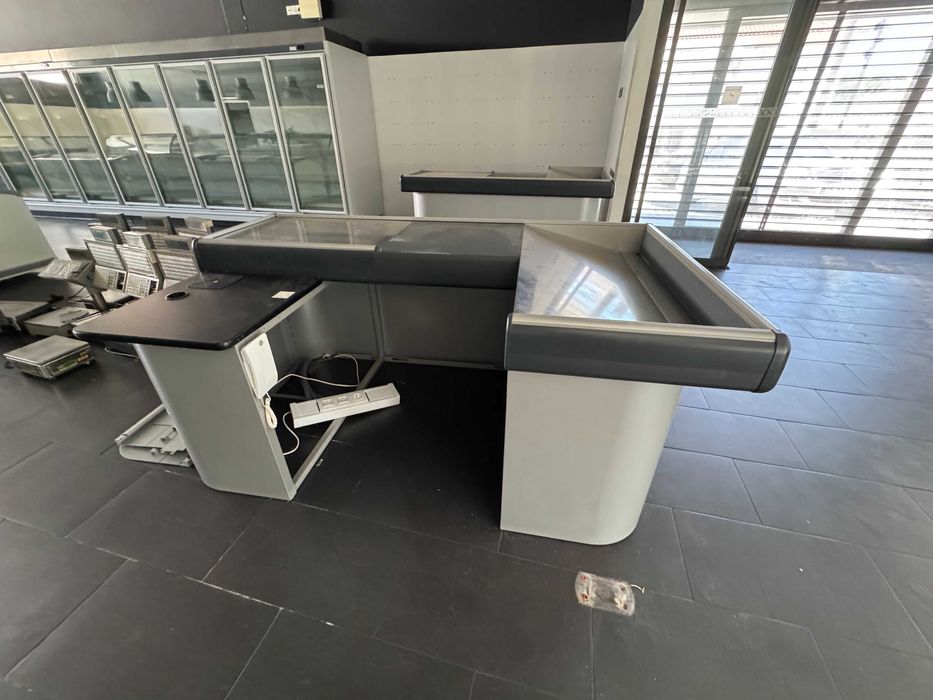 Conjunto de 2 Caixas de Supermercado - Usadas