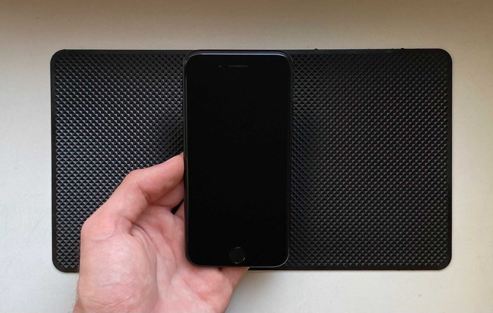 Отличный - iPhone SE 2022 64 гб - NEVERLOCK - 85% АКБ - MIDNIGHT