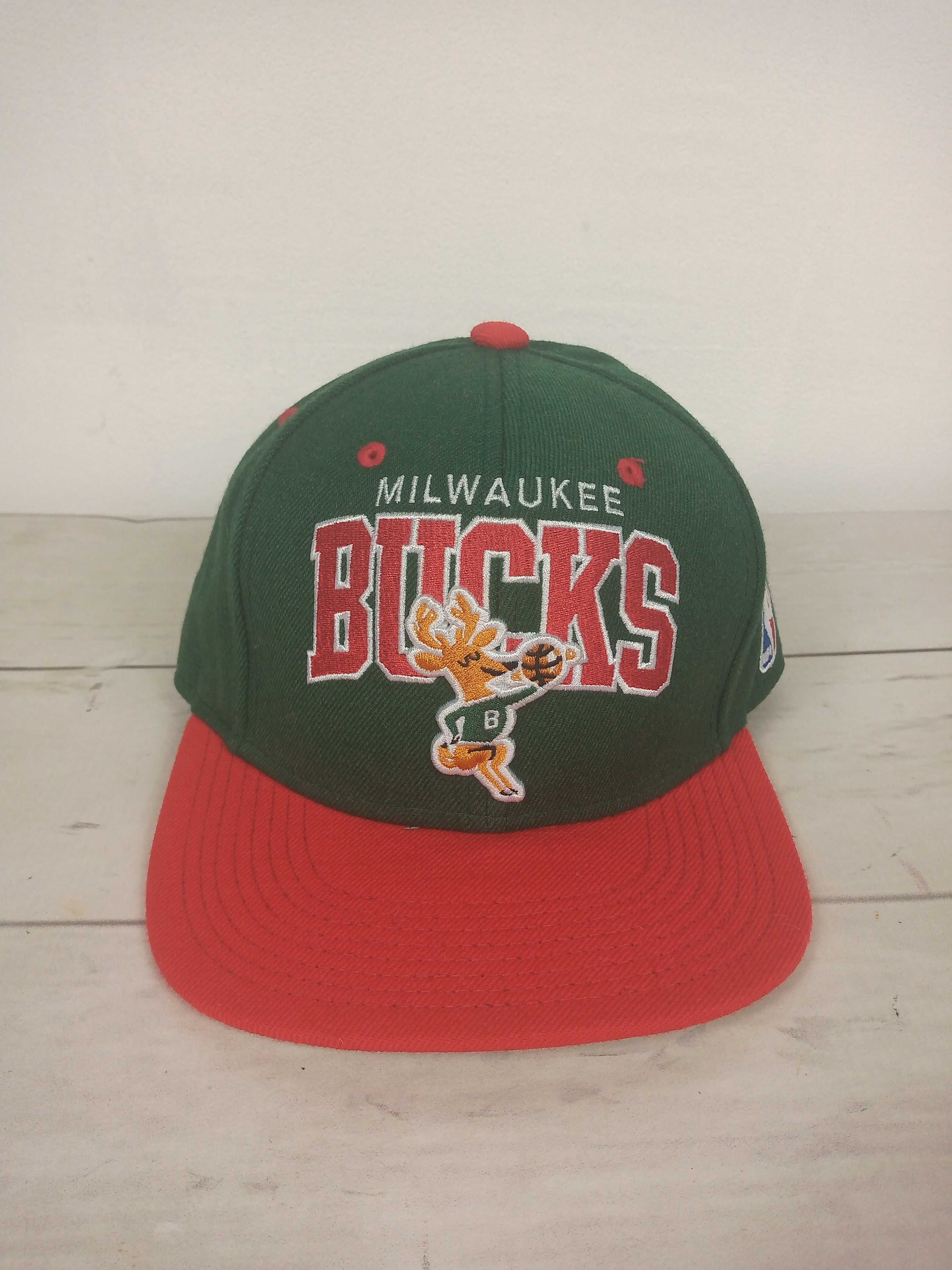 Mitchell & Ness Milwaukee Bucks NBA Snapback Hat Cap Red Green