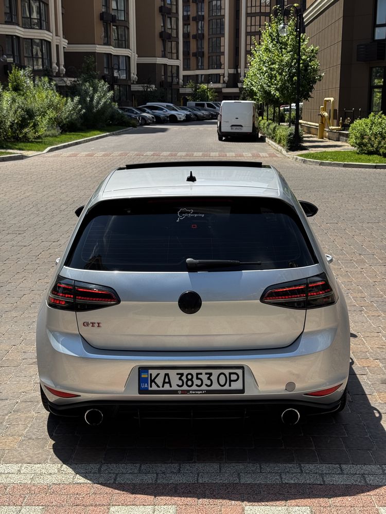 Volkswagen GTI 7.5 2015 год