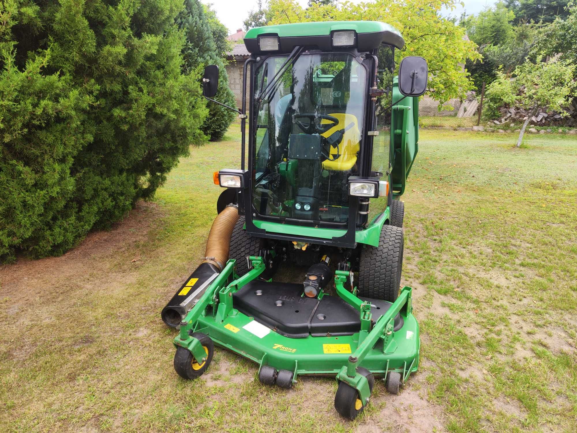 Kosiarka traktorek John Deere 1565 4x4 diesel górny wysyp