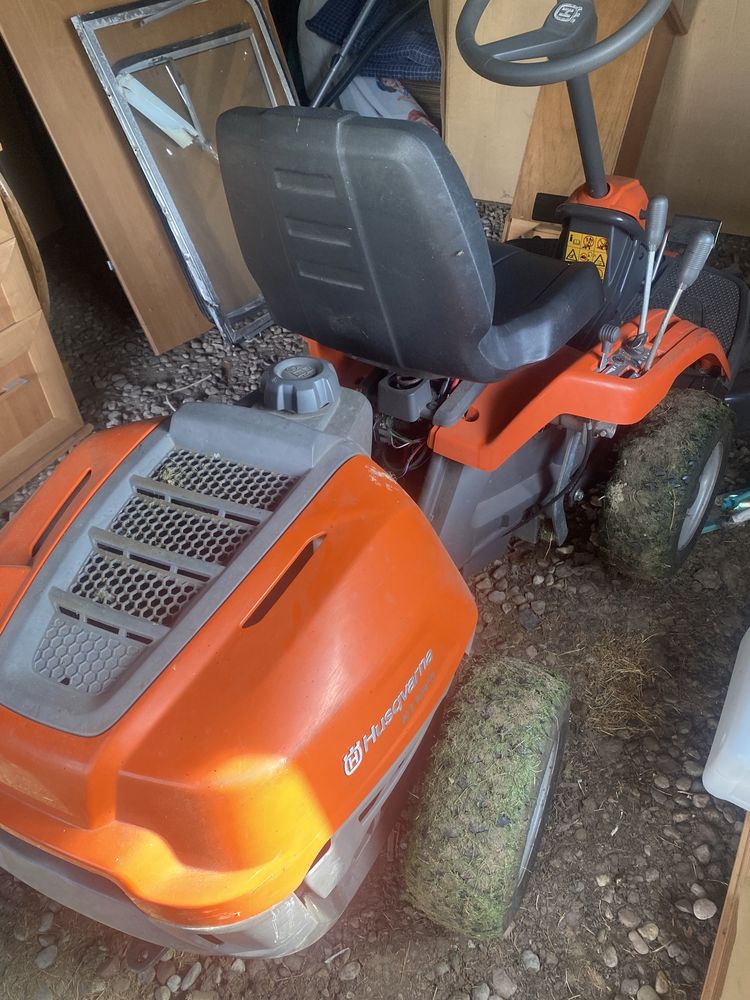 Kosiarka traktorek husqvarna