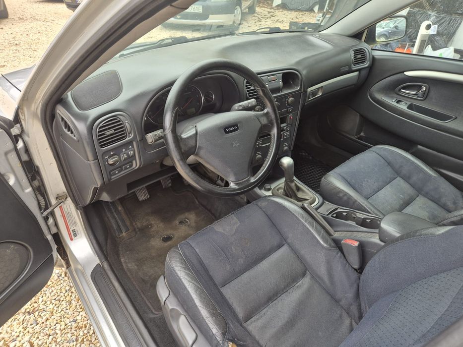 Volvo V40 niezawodny disel 1.9 TDI kombi z hakiem