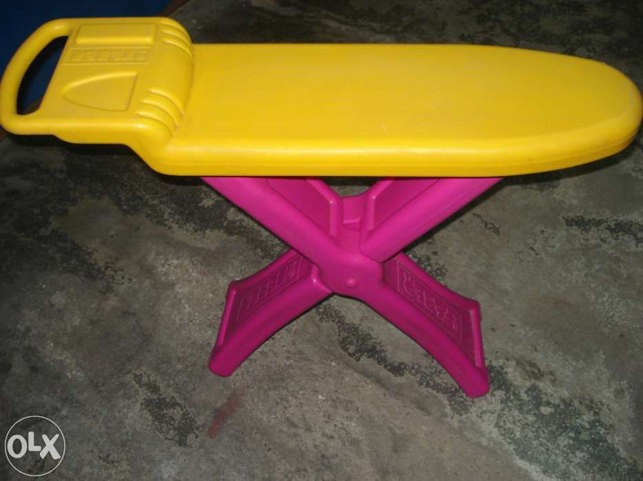 Brinquedo "Tábua de passar a ferro"