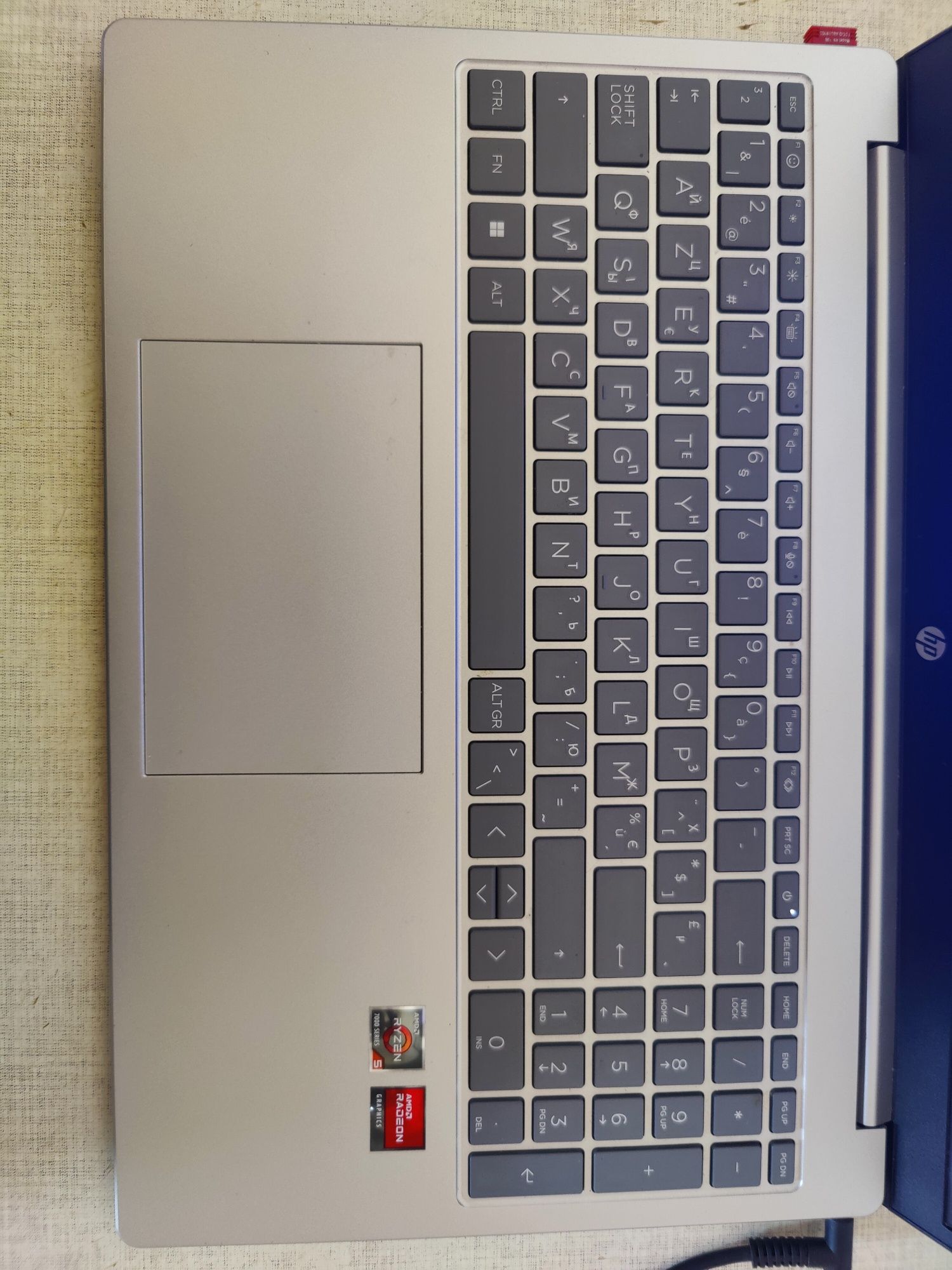 Ноутбук HP Laptop, Відмінний стан, AMD Ryzen 5, SSD 512