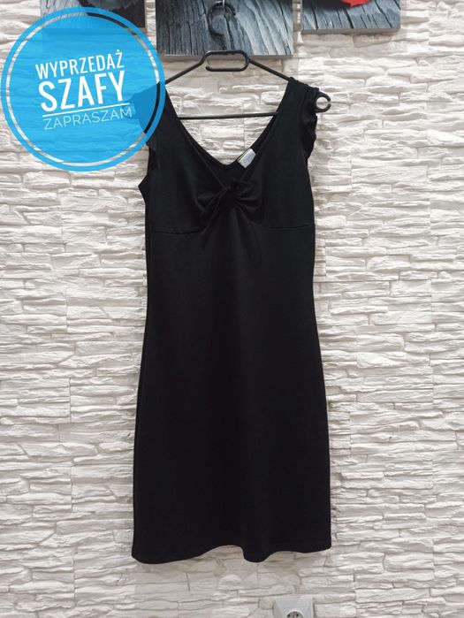 Sukienka, "mała czarna", rozm. S