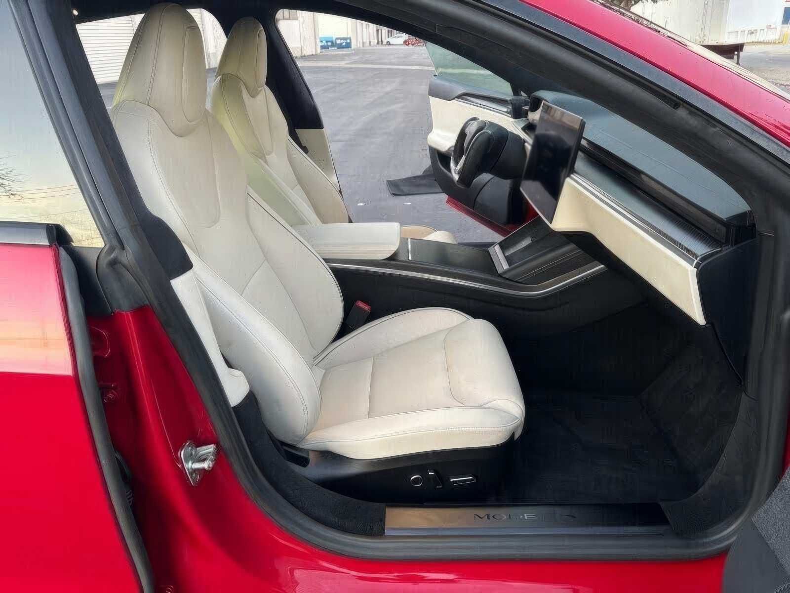 2021 Tesla Model S Plaid