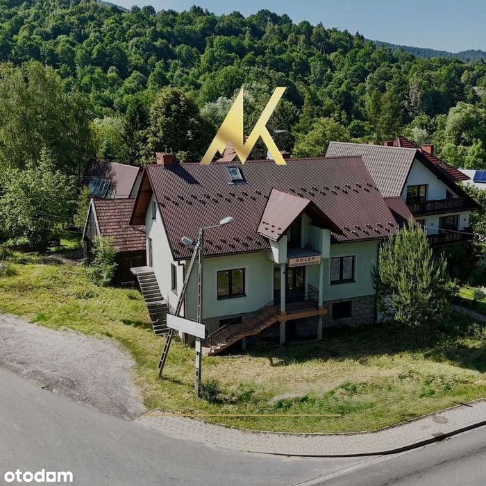 Dom z częścią usługową w doskonałej lokalizacji